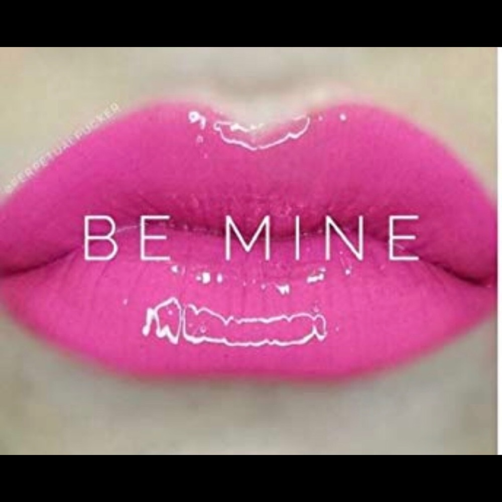 Limited Editon LipSense color in Be Mine